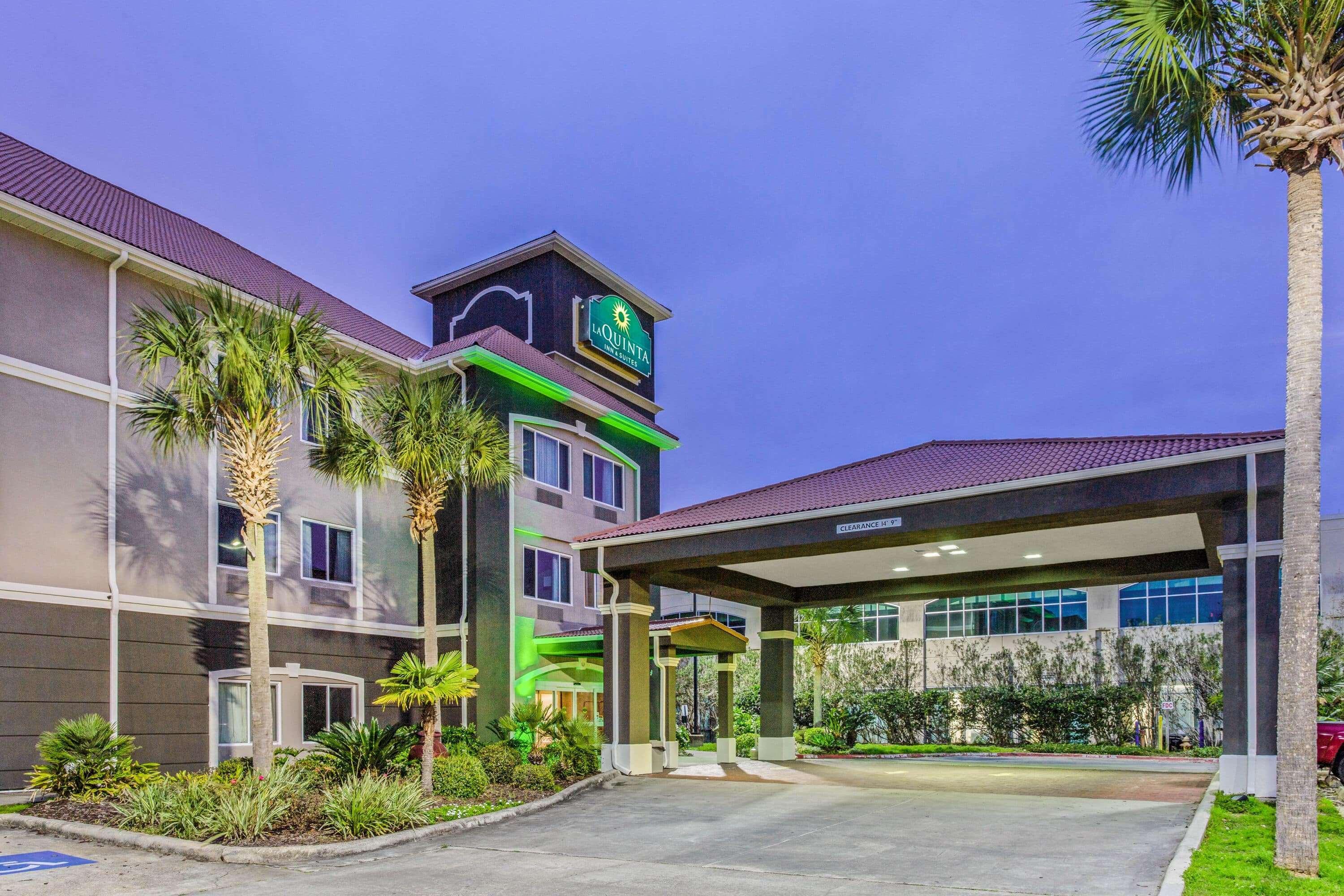 La Quinta By Wyndham Biloxi Hotel Exterior photo