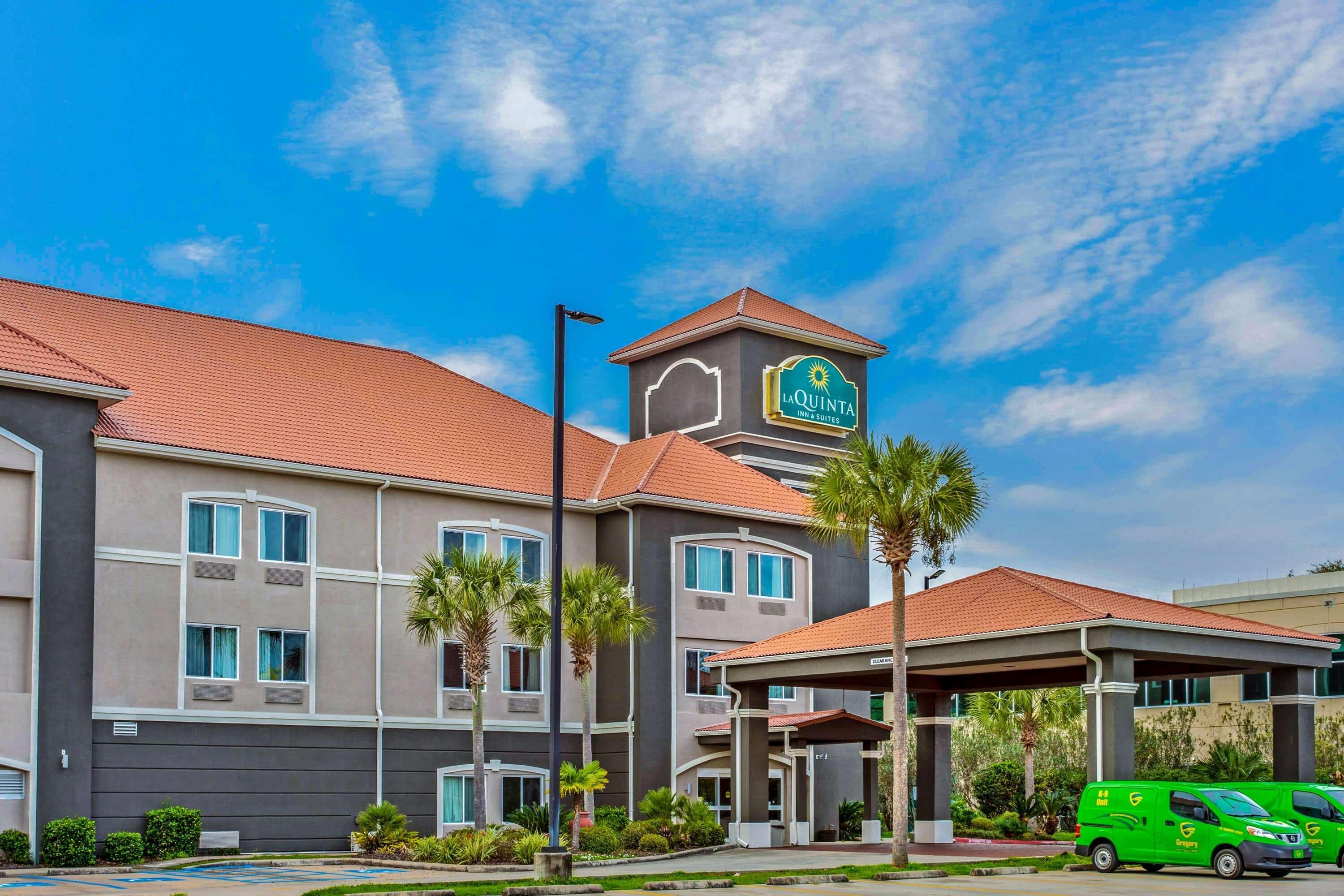La Quinta By Wyndham Biloxi Hotel Exterior photo